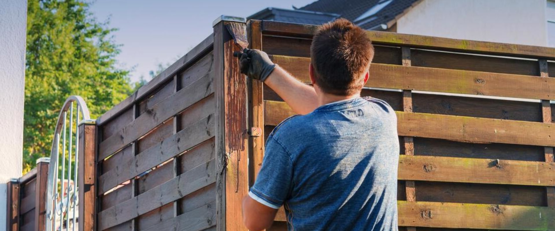 Key Considerations When Evaluating Fence Contractors