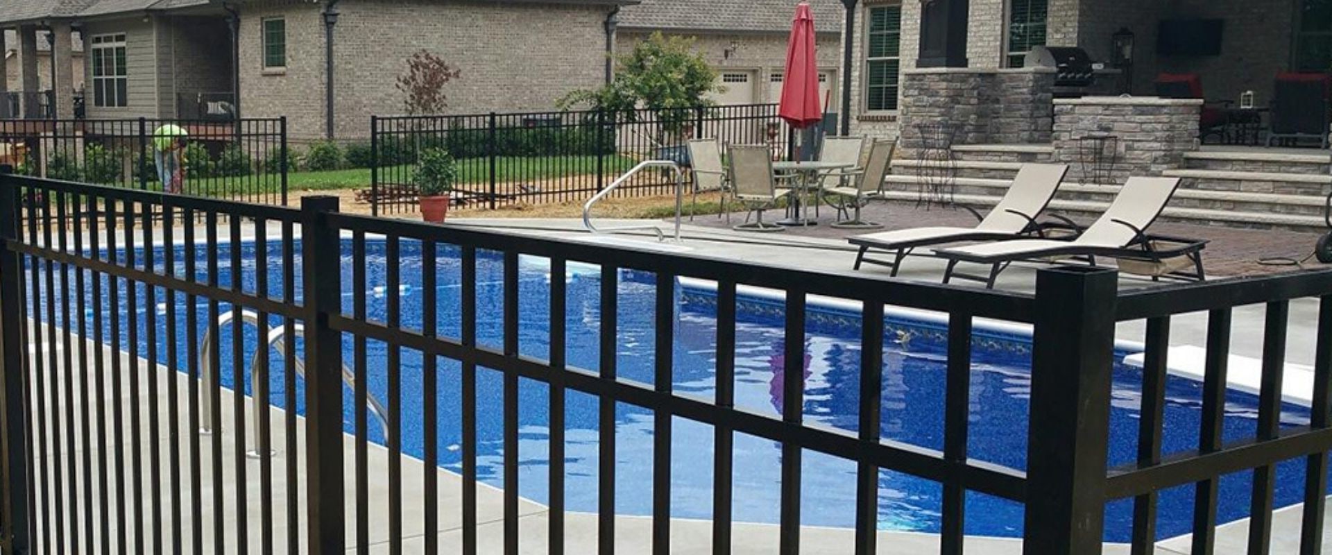 Understanding the Costs of Professional Fence Installation