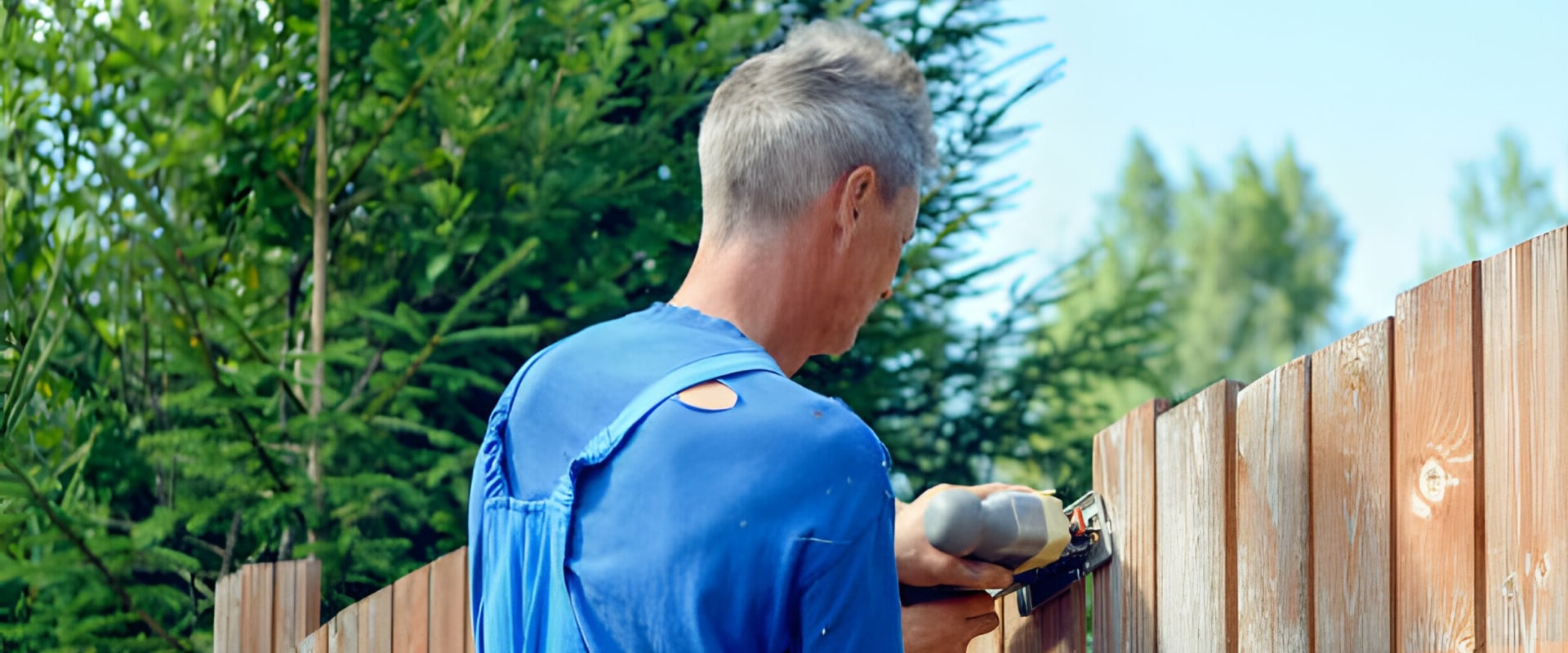Understanding the Services Offered by Fence Contractors for Maintenance and Repair